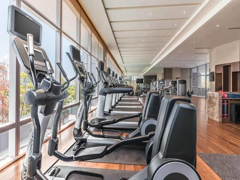 Ascott Bonifacio Global City Manila Taguig Exterior foto